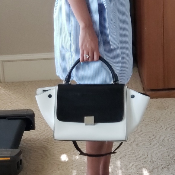 🚫TRADED🚫CELINE TRAPEZE HANDBAG - Picture 8 of 8